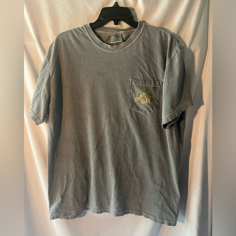 Vintage-Style Washed Gray Pocket Tee - Men's Short Sleeve